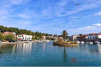 015 2051 60 island hvar two bedroom apartment for sale