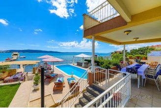 020 2031 238 kastela villa in the first row to the sea for sale