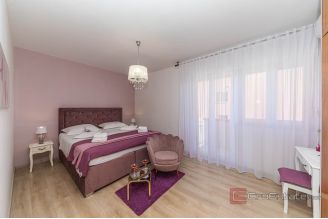 020 2031 238 kastela villa in the first row to the sea for sale