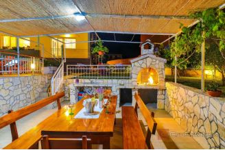 020 2031 238 kastela villa in the first row to the sea for sale