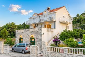 014 2052 113 Dubrovnik House with additional building and a garden for sale