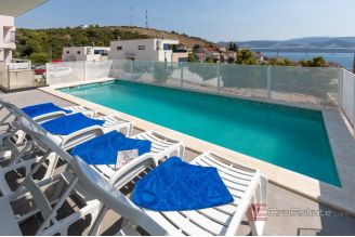 015 5484 30 Ploce Modern villa with pool for sale