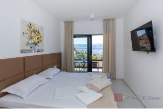 015 5484 30 Ploce Modern villa with pool for sale