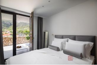 005 2051 61 island vis one bedroom apartment in komiza for sale