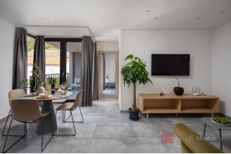 005 2051 62 island vis modern one bedroom apartment in komiza for sale