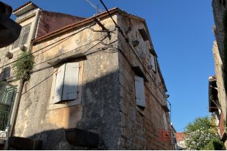 013 2052 115 Brac Stone house in the old town for sale
