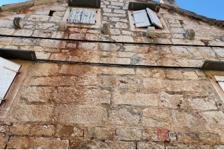 013 2052 115 Brac Stone house in the old town for sale