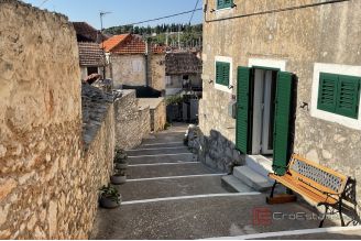013 2052 115 Brac Stone house in the old town for sale