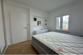 016 2049 96 Marina Three apartment units for sale