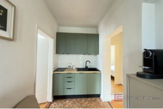 016 2049 96 Marina Three apartment units for sale