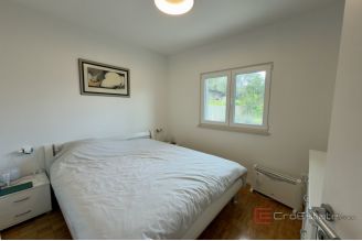 016 2049 96 Marina Three apartment units for sale