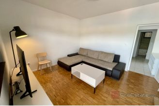 016 2049 96 Marina Three apartment units for sale