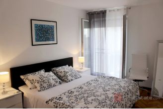 006 2060 01 split one bedroom apartment with sea view for sale