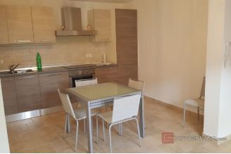 015 5486 30 Losinj Three storey house near the centre for sale