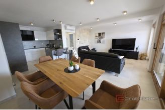 015 5485 30 Vir Villa with pool first row to the sea for sale