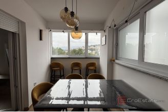 016 2035 347 Ciovo Comfortable two bedroom apartment for sale