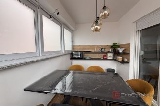 016 2035 347 Ciovo Comfortable two bedroom apartment for sale