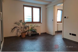 018 1026 38 Zagreb area Villa with panoramic view for sale