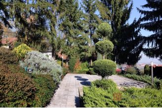 018 1026 38 Zagreb area Villa with panoramic view for sale