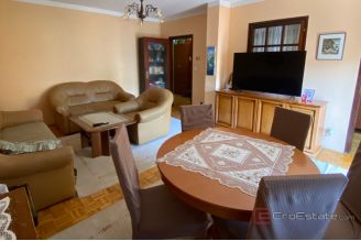 007 2059 04 Zagreb Spacious two bedroom apartment for sale