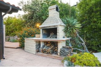 017 2051 65 Hvar holiday house with meditteranean garden for sale