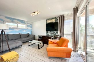 020 2035 348 Ciovo Modwern apartment house with a sea view for sale