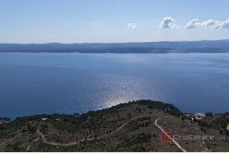 011 2052 114 Omis land and house with the view for sale