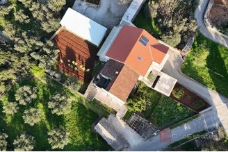 012 2052 117 Korcula semi detached house with sea view for sale