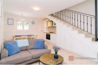 016 2051 66 Dubrovnik holiday house with a swimming pool for sale