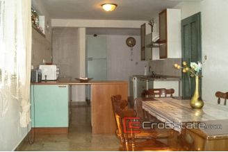 14 2014 11 Sibenik house swimming pool front sea  for sale