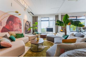 020 2053 44 Zagreb modern family villa with pool surrounded by nature for sale