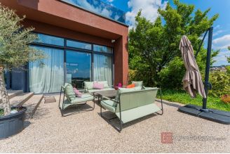 020 2053 44 Zagreb modern family villa with pool surrounded by nature for sale