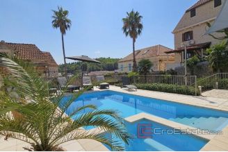 015 5490 30 Brac traditional stone house with pool and sea view for sale