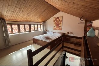 012 5489 30 Omis Renovated stone house in the first row to the sea for sale