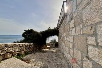 012 5489 30 Omis Renovated stone house in the first row to the sea for sale