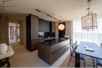 019 2053 46 Porec designer single storey villa with pool for sale