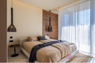 019 2053 46 Porec designer single storey villa with pool for sale