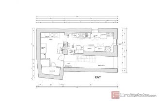 008 2016 700 Split restaurant in the center sale