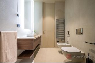 017 2053 47 Porec single storey villa with pool for sale