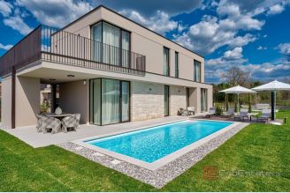 001 2053 48 Porec Luxury designer villa with pool for sale