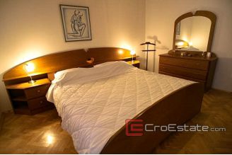 13 2014 09 Ciovo house first row for sale