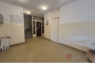 009 2016 702 Split Firule Comfortable two bedroom apartment for rent