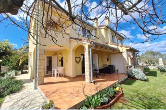 001 1021 49 Krk house with sea view for sale