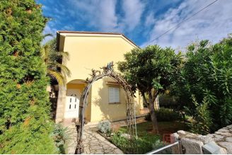 015 1021 49 Krk house with sea view for sale