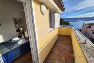 013 1021 50 Krk two bedroom apartment with sea view for sale