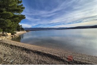 013 1021 50 Krk two bedroom apartment with sea view for sale