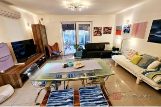 012 1021 51 Krk Two bedroom apartment for sale