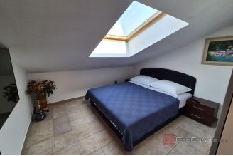 009 1021 52 Krk apartment with big terrace and sea view for sale