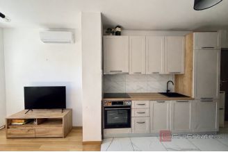 005 2060 05 Split Area Two bedroom apartment with two parking spaces for sale