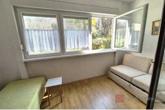 008 1021 53 Krk One bedroom apartment near the sea for sale